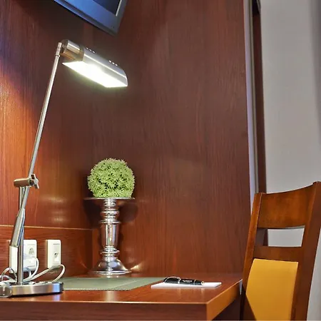 فندق Hotel Wendelstein 3*