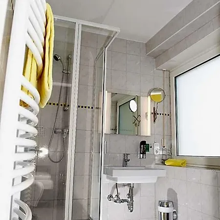 Hotel Wendelstein ホテル 3*