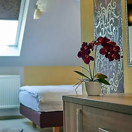 Hotel Wendelstein Отель Вендельштайн